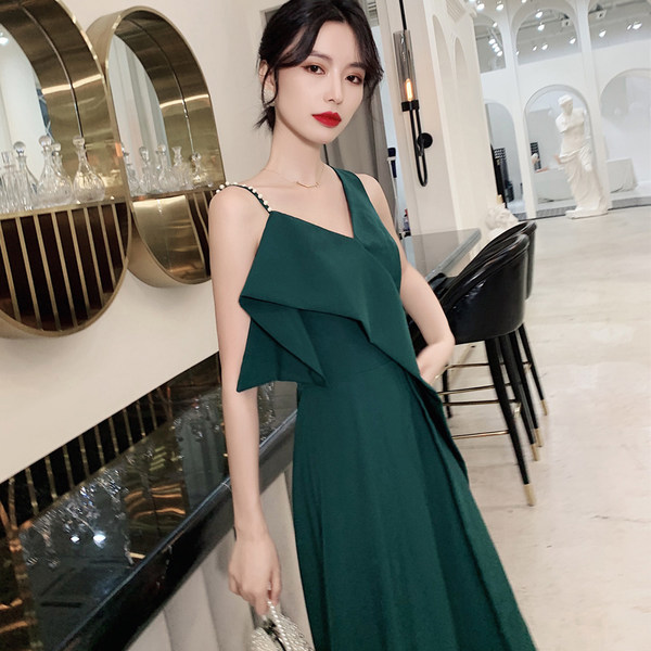 ชุดราตรี ชุดราตรีสวยหรู แบบ ทันสมัย Evening dress