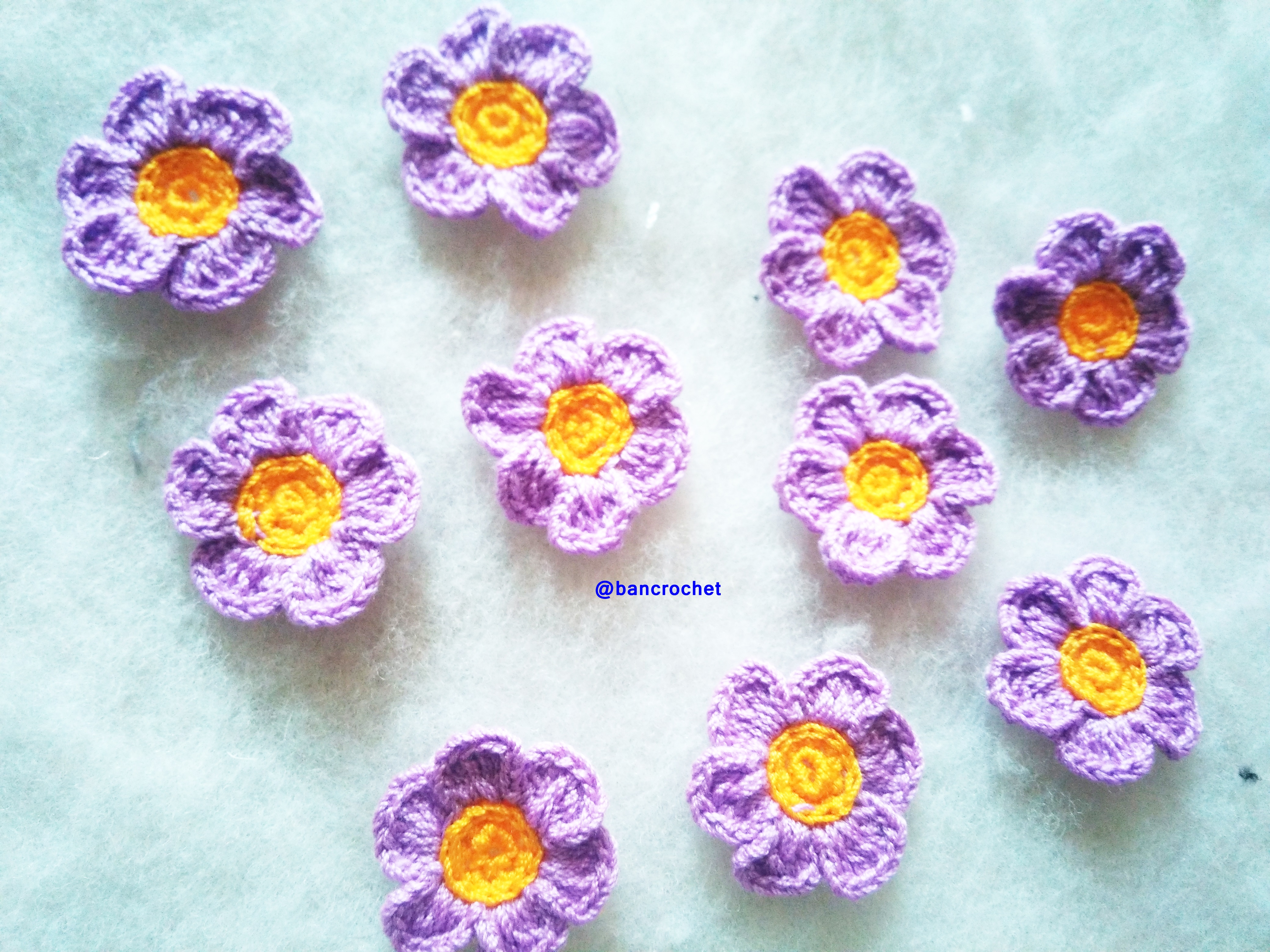 Bancrochet ดอกไม้ถักโครเชต์ crochet flowers ม่วง 3 cm