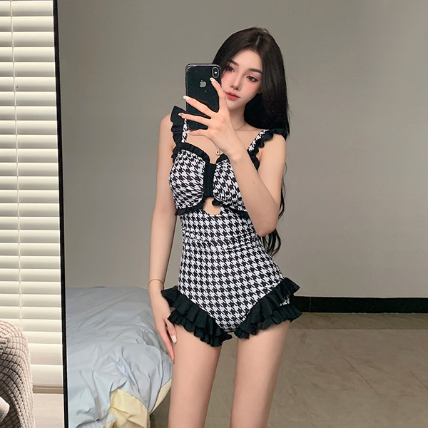 ชุดว่ายน้ำผู้หญิง ชุดว่ายน้ำน่ารัก Bikini ชุดไปทะเล