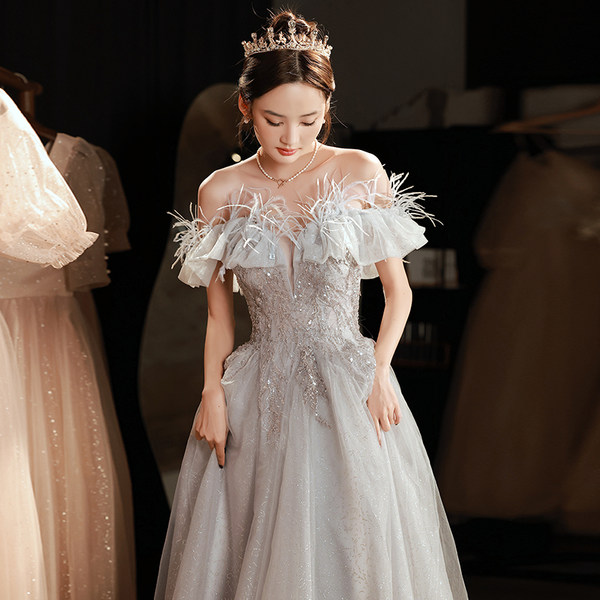 ชุดราตรี ชุดราตรีสวยหรู แบบ ทันสมัย Evening dress