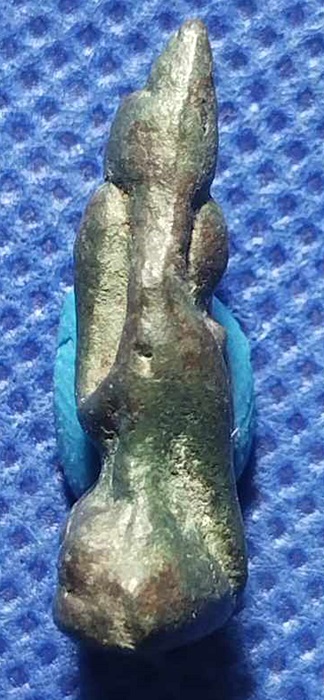 พระปิดตากรุวัดท้ายย่าน พิมพ์เขียดเนื้อแร่พลวง