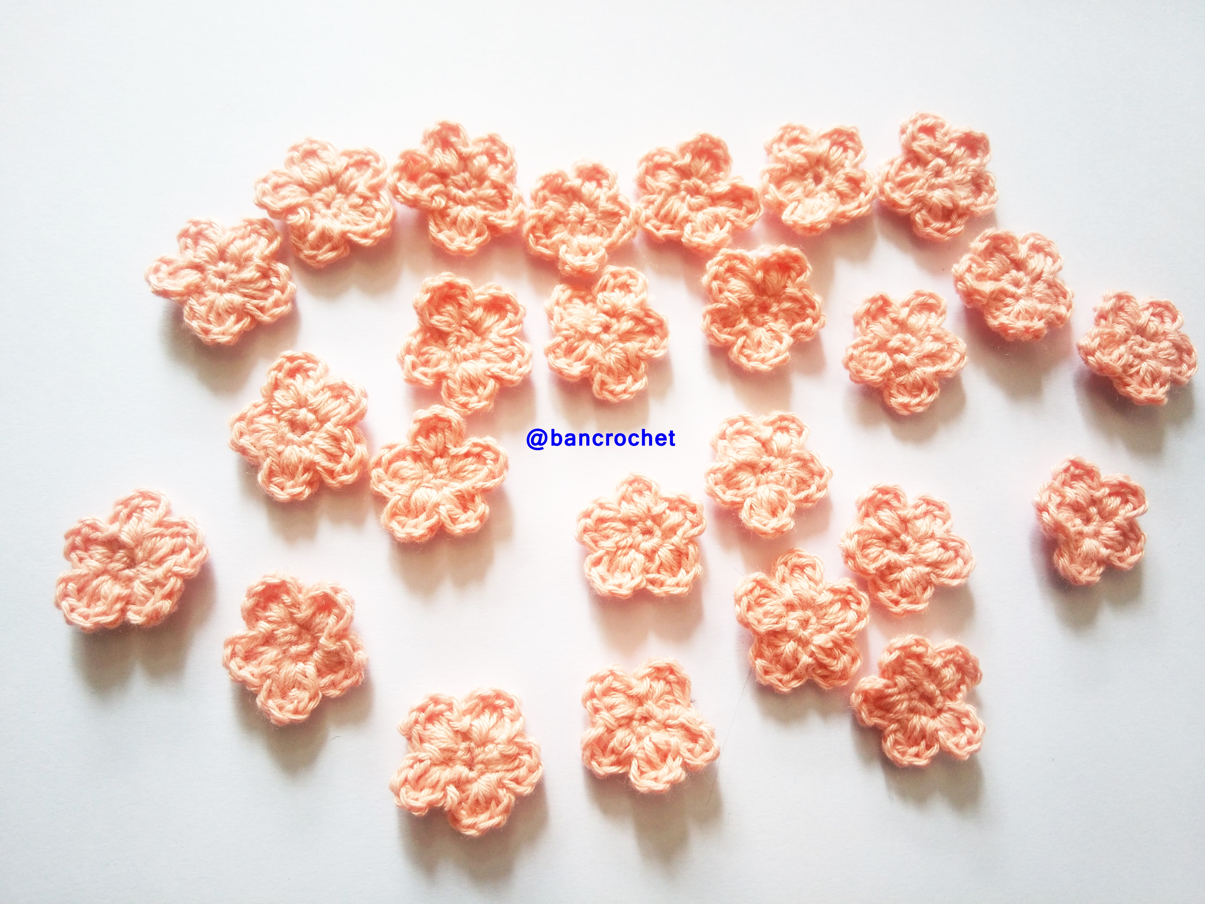 Bancrochet ดอกไม้ถักโครเชต์ crochet flowers โอรส 1.5 cm