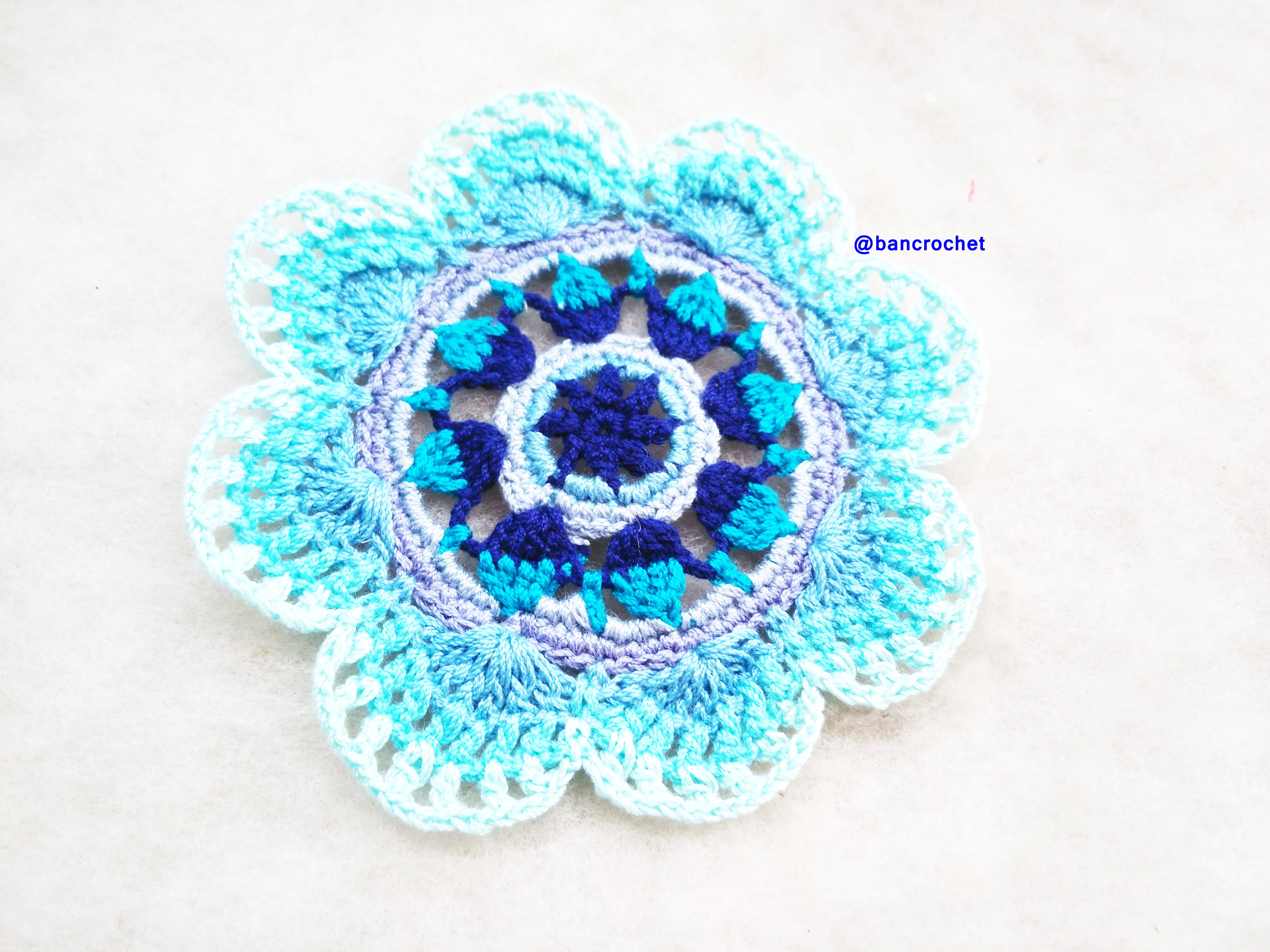 Bancrochet ที่รองแก้วถักโครเชต์ crochet coasters หลากสี 4 นิ้ว