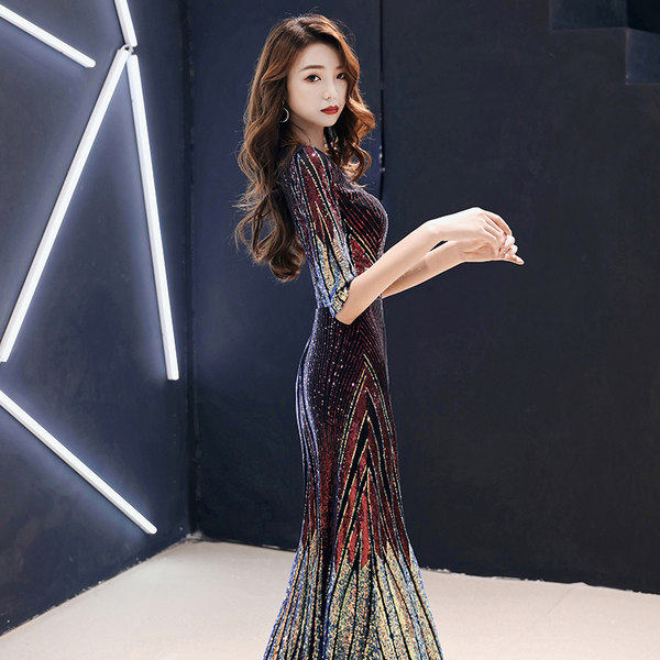 ชุดราตรี ชุดราตรีสวยหรู แบบ ทันสมัย Evening dress