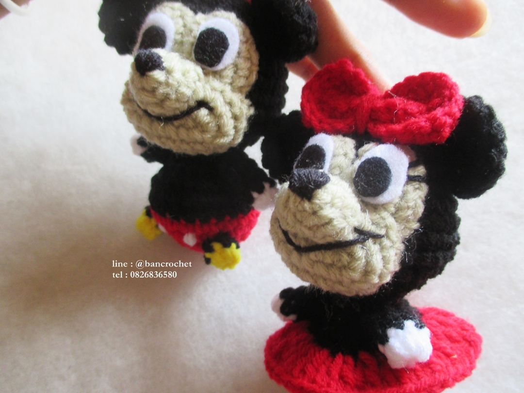 ตุ๊กตามิกกี้เม้าส์มินนี่เม้าส์ถักโครเชต์ ขนาด 4 นิ้ว mickey minnie mouse amigurumi crochet doll