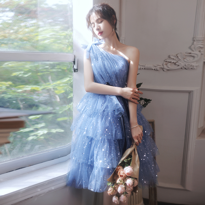 ชุดราตรี ชุดราตรีสวยหรู แบบ ทันสมัย Evening dress