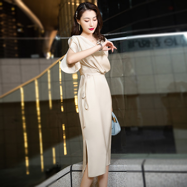 ชุดราตรี ชุดออกงาน ดีไซน์หรู แบรนด์ Angel
