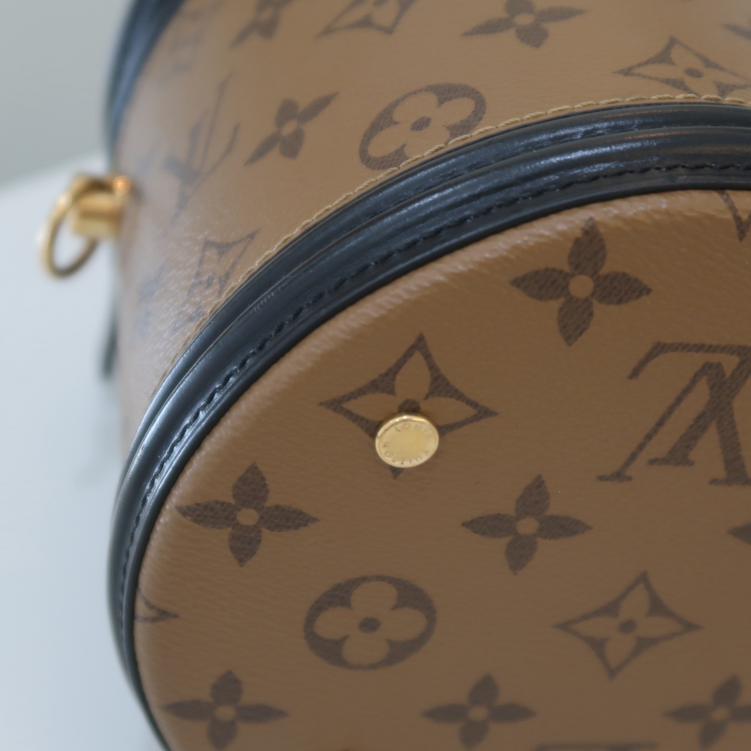 Louis Vuitton Monogram Reverse Cannes