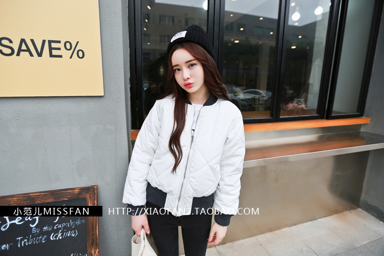 เสื้อโค้ทกันหนาว ปักลายตาราง ผ้าโพลิเนื้อดีกันลม ซิปหน้า จั๊มเอวจั๊มแขน น่ารัก เกาหลีมากๆ