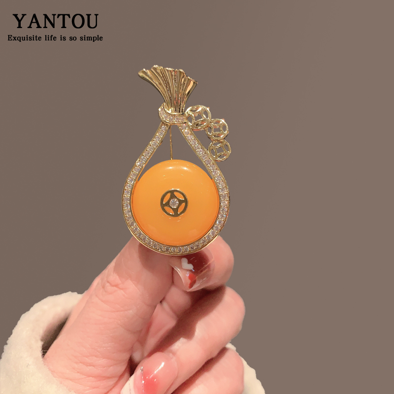 เข็มกลัด เข็มกลัดสวยๆ เข็มกลัดติดเสื้อ Brooch