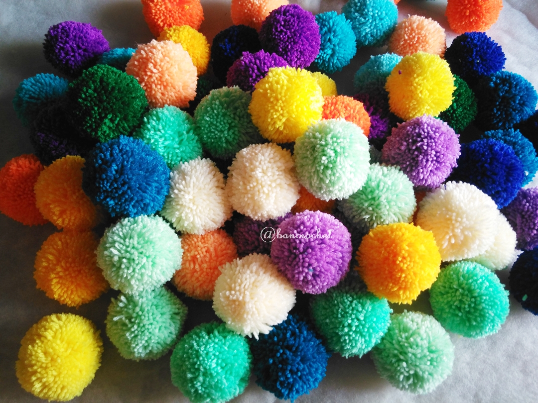 ปอมปอมไหมพรมคละสี 100 ลูก ขนาด 2 นิ้ว pompoms crochet หลากสี 2 นิ้ว