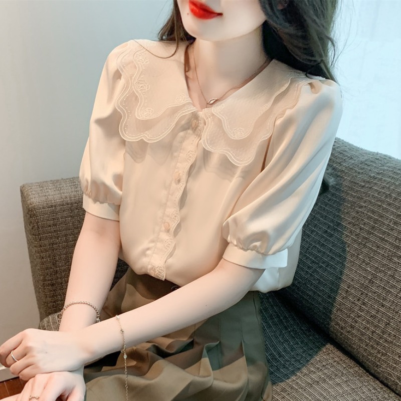 เสื้อเชิ้ตผู้หญิงใส่ทํางาน 390 บาทต่อชิ้น ฟรีค่าจัดส่ง