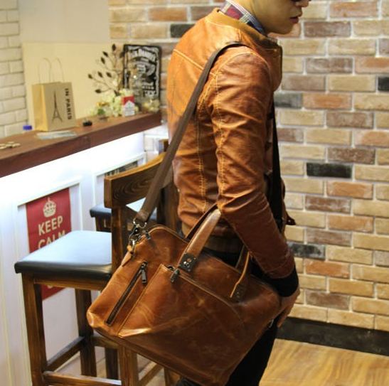 กระเป๋าถือผู้ชาย กระเป๋าใส่เอกสาร ทำงาน หนัง pu โชว์ ลายหนัง แบบ คลาสสิค เหมาะสำหรับ ผู้ชาย เนี้ยบ แต่มี สไตล์ แฟชั่นกระเป๋าถือผู้ชาย สีน้ำตาล ดำ 168993