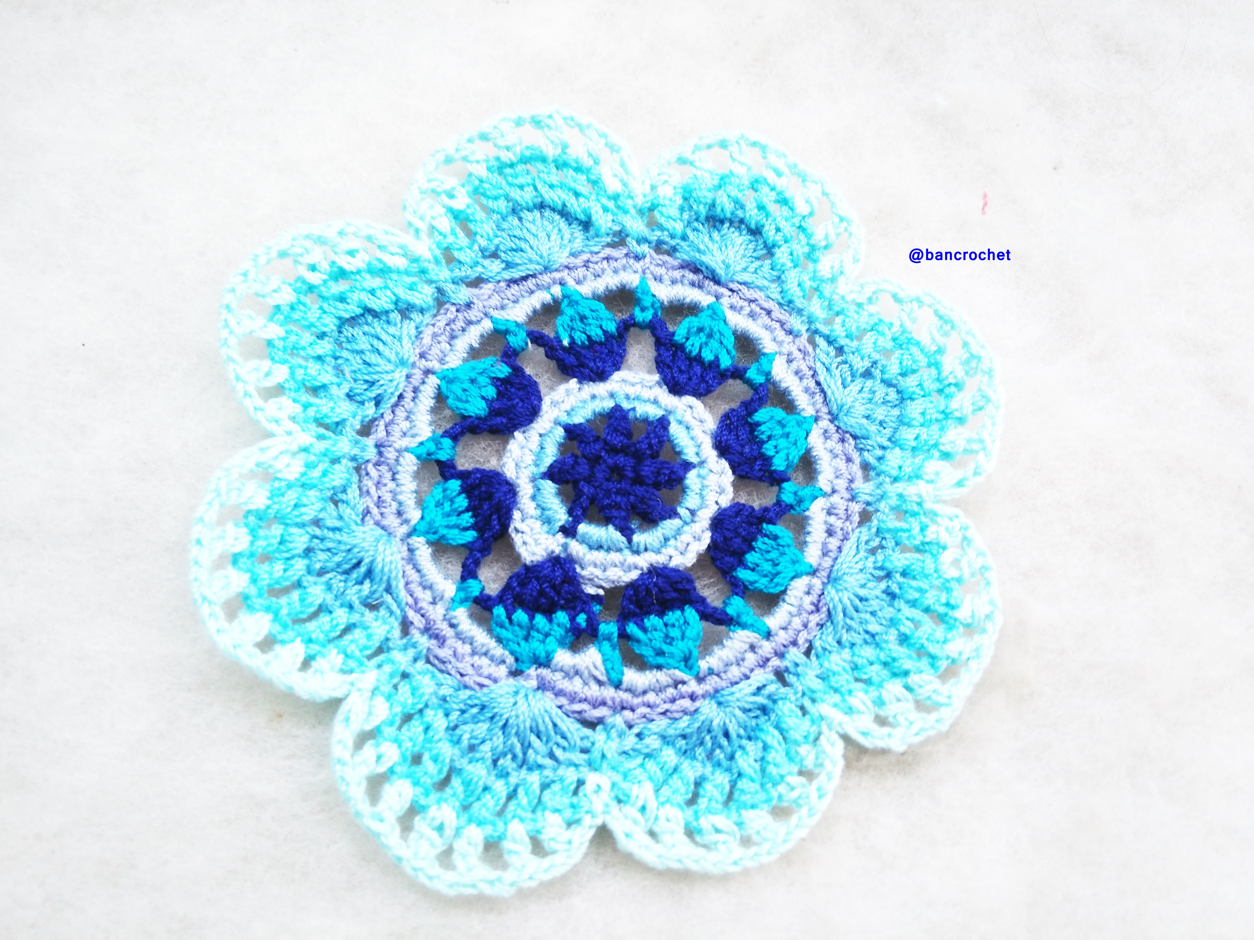 Bancrochet ที่รองแก้วถักโครเชต์ crochet coasters หลากสี 4 นิ้ว