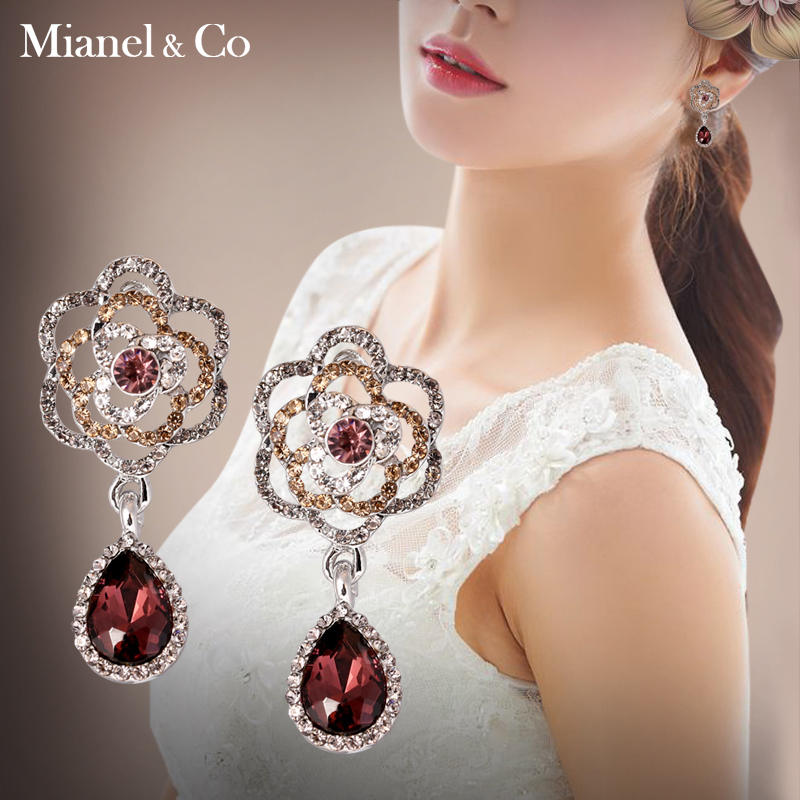 ต่างหู ตุ้มหูแฟชั่น By Mianel &Co