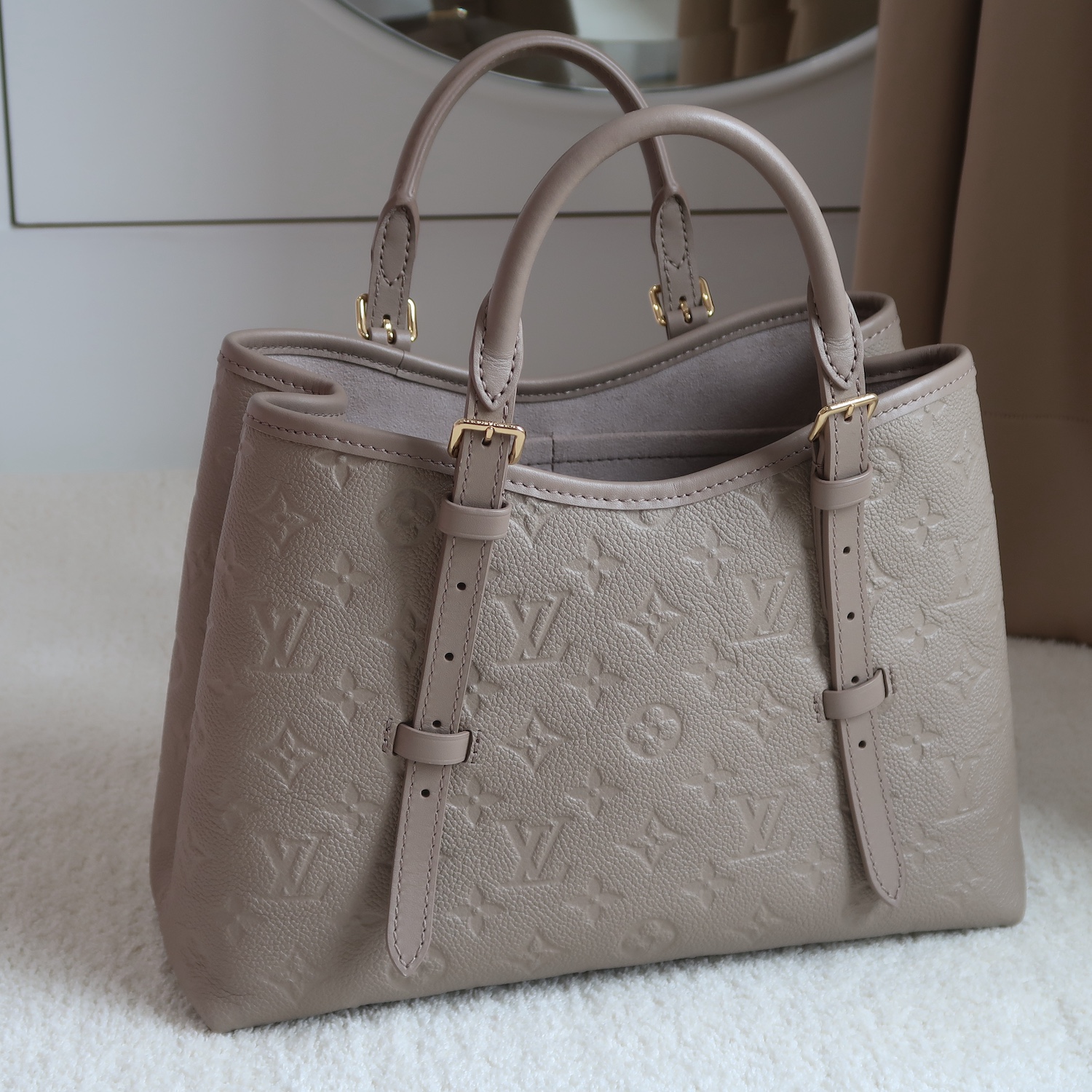 Louis Vuitton Beige Monogram Empreinte Babylone Tote PM (ใบเสร็จไทย 12 วัน)