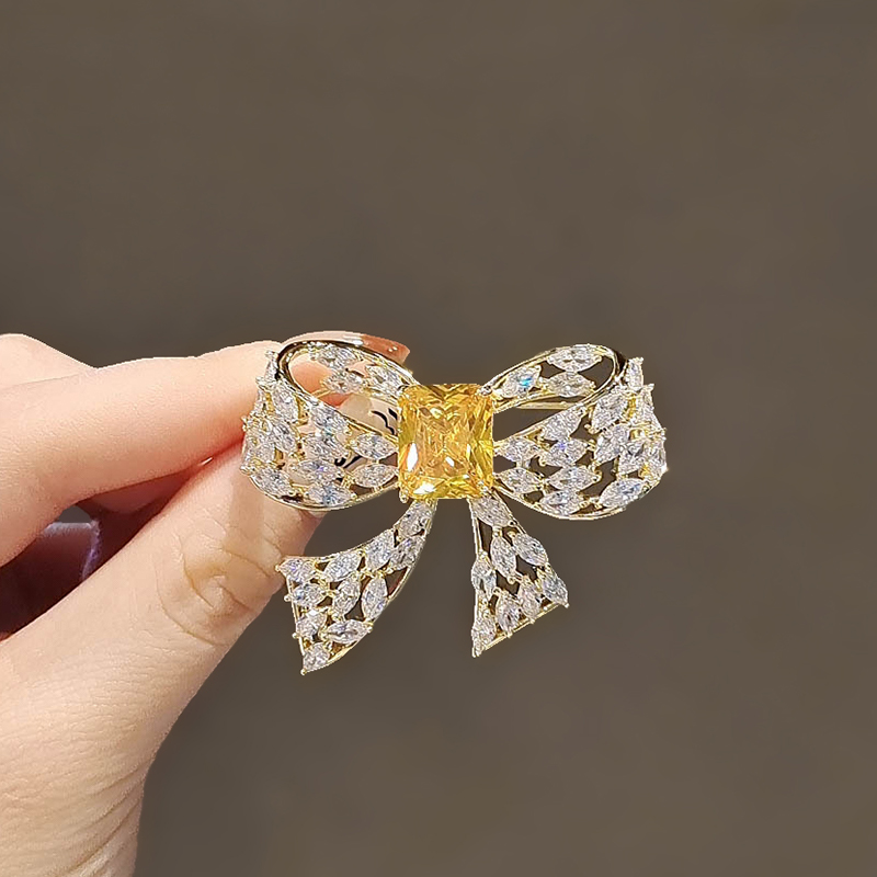 เข็มกลัด เข็มกลัดสวยๆ เข็มกลัดติดเสื้อ Brooch