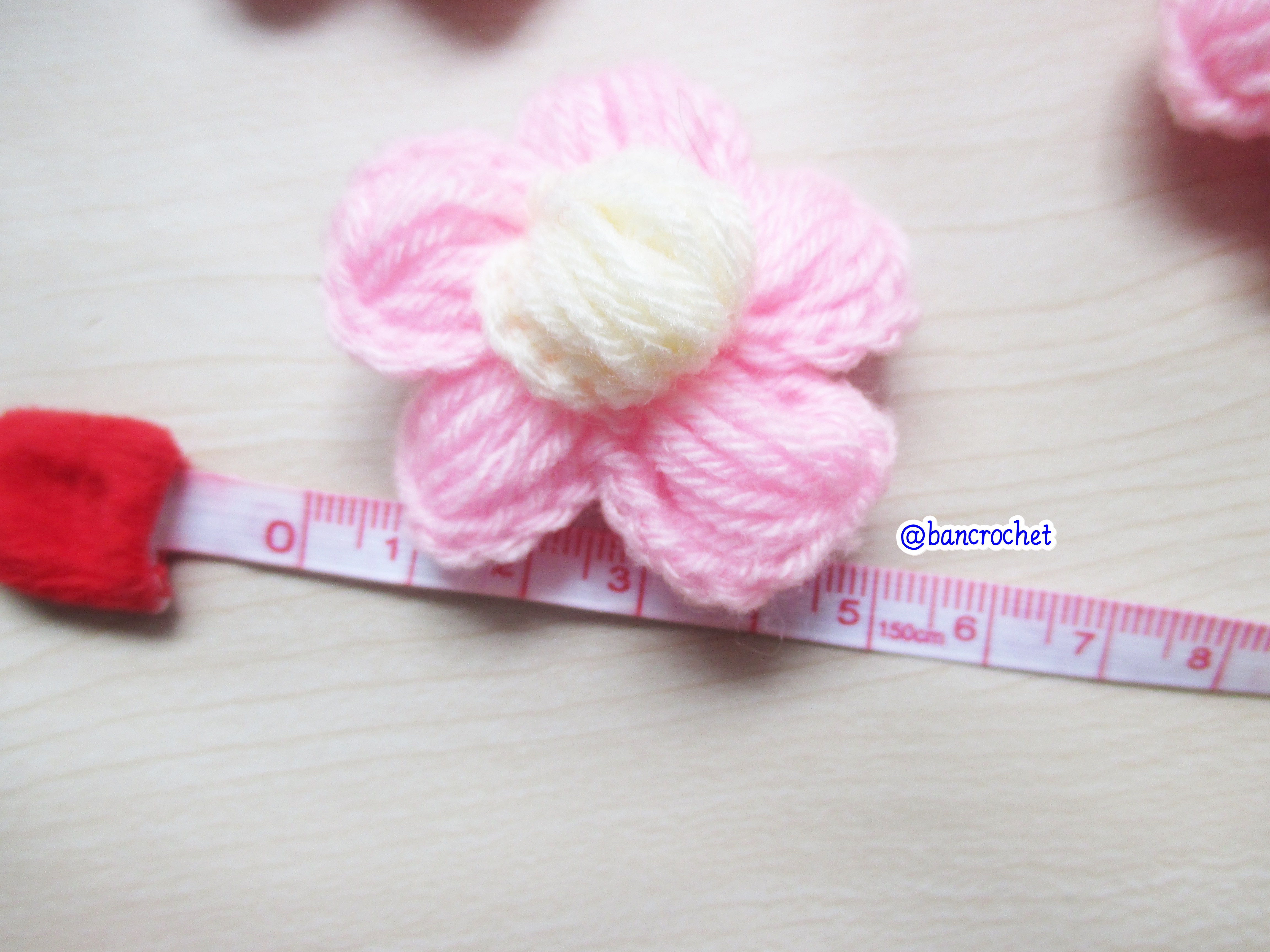 Bancrochet ดอกไม้ถักโครเชต์ฟูๆ crochet Flowers หลากสี 5 cm