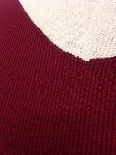 เสื้อสเวตเตอร์ ไหมพรม ผ้าร่อง สุดฮิตใส่สบาย