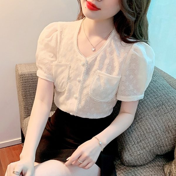 เสื้อลูกไม้ แขนสั้น