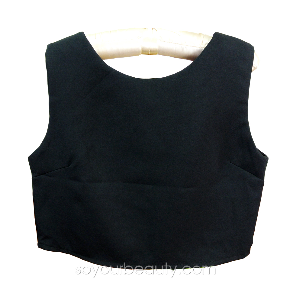 เสื้อครอปแขนกุด คอวี