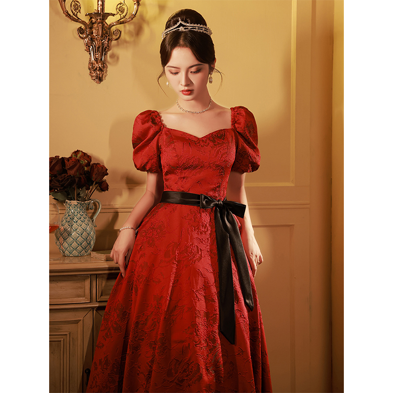 ชุดราตรี ชุดราตรีสวยหรู แบบ ทันสมัย Evening dress