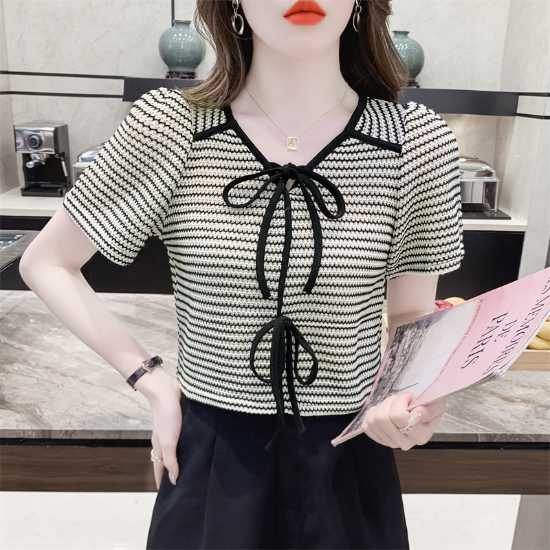 เสื้อผ้าวัยรุ่นเกาหลี เสื้อยืดวัยรุ่นผู้หญิง มีขนาด S M L XL