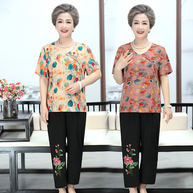 เสื้อคุณยาย เสื้อผู้วัยอายุ60-70ปี มีขนาด L-4XL(อกประมาณ35-45นิ้ว)