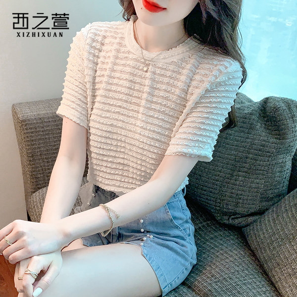 เสื้อลูกไม้ แขนสั้น