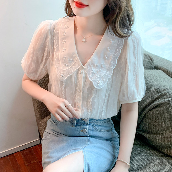 เสื้อลูกไม้ แขนสั้น