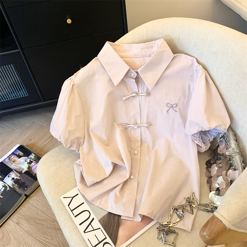 เสื้อเชิ้ตผู้หญิงใส่ทํางาน 390 บาทต่อชิ้น ฟรีค่าจัดส่ง