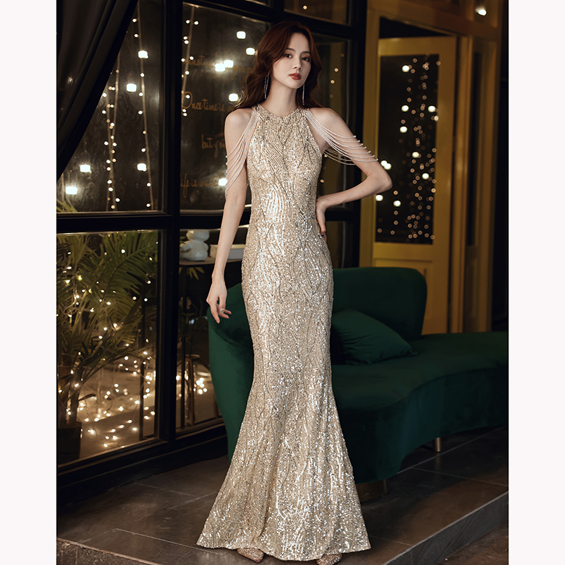 ชุดราตรี ชุดราตรีสวยหรู แบบ ทันสมัย Evening dress