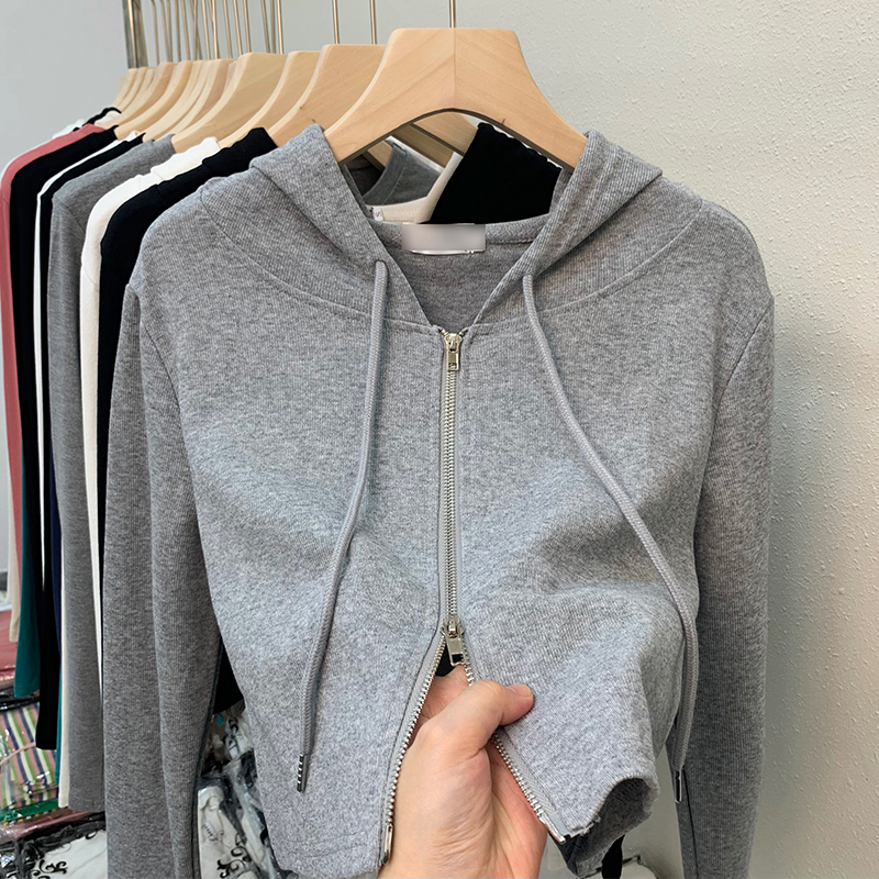 เสื้อเชิ้ตผู้หญิงแขนยาว เสื้อเชิ้ตผู้หญิงใส่ทํางาน 390 บาทต่อชิ้น ฟรีค่าจัดส่ง