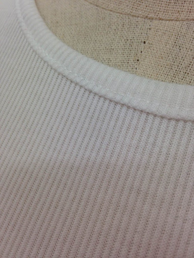 เสื้อสเวตเตอร์ ไหมพรม ผ้าร่อง สุดฮิตใส่สบาย