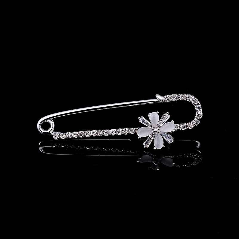 เข็มกลัด เข็มกลัดสวยๆ เข็มกลัดติดเสื้อ Brooch
