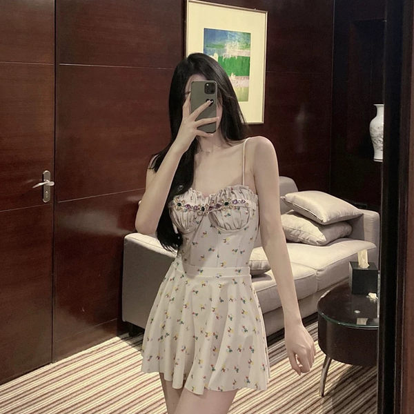 ชุดว่ายน้ำผู้หญิง ชุดว่ายน้ำน่ารัก Bikini ชุดไปทะเล