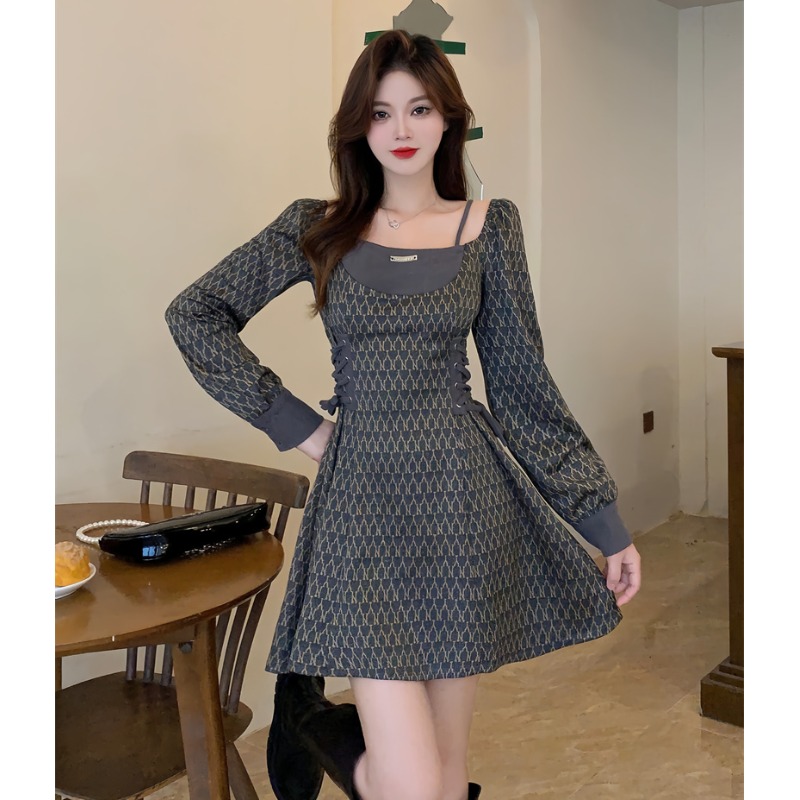 เดรสสาวอวบ มีไซส์ L-4XLอกเสื้อ 38-47 นิ้ว ใส่ได้ทั้งสาวหุ่นดีน่ารักจนถึงสาวอวบพลัสไซส์ จัดส่งฟรี! ทักแชทสั่งซื้อ