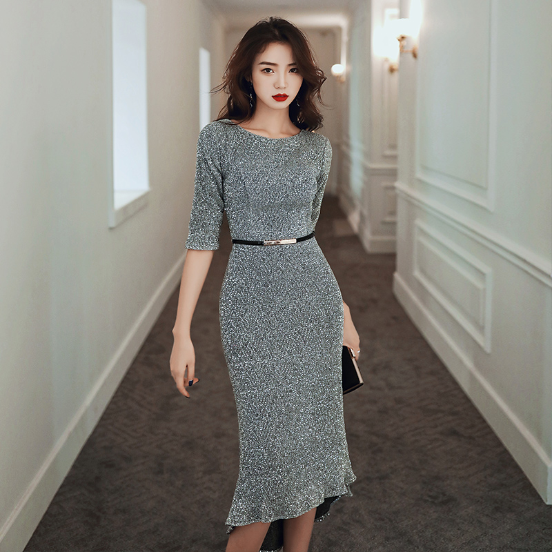ชุดราตรี ชุดราตรีสวยหรู แบบ ทันสมัย Evening dress