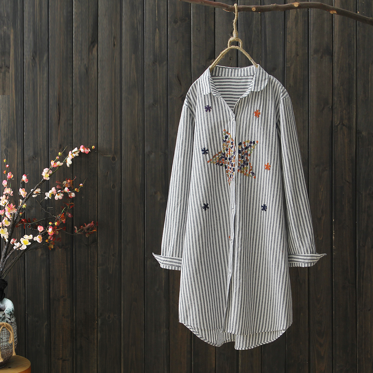 เสื้อเชิ้ตตัวใหญ่ไซส์เดียว อก 100เซนติเมตรขึ้นไปหรือประมาณ40-42นิ้ว