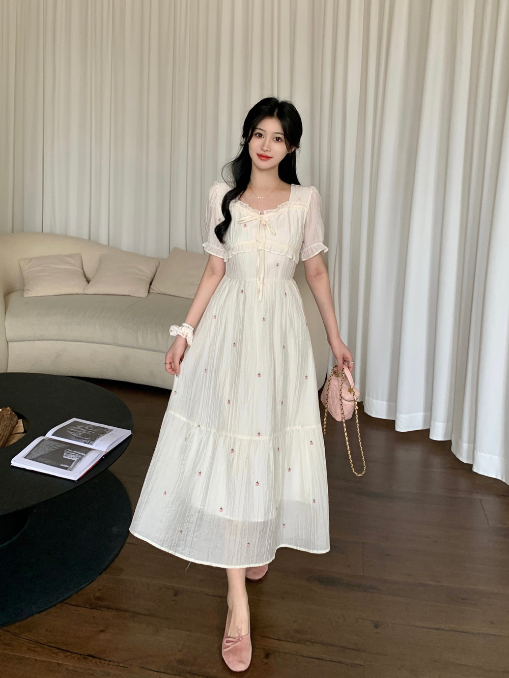 เดรสแขนสั้น มีไซส์ L-4XLอก 38-47 นิ้ว ใส่ได้ทั้งสาวหุ่นดีน่ารักจนถึงสาวอวบพลัสไซส์ จัดส่งฟรี! ทักแชทสั่งซื้อ