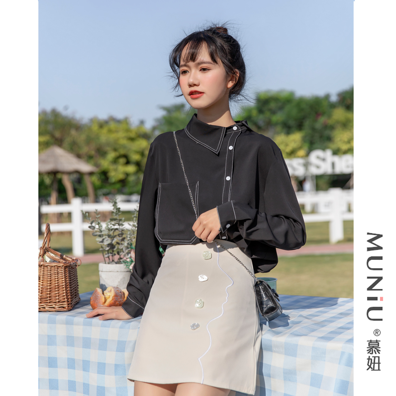 เสื้อสีดำสุภาพ เรียบหรู ดูดี เหมาะกับทุกโอกาส | เสื้อผู้หญิงสุภาพ Moran High-End