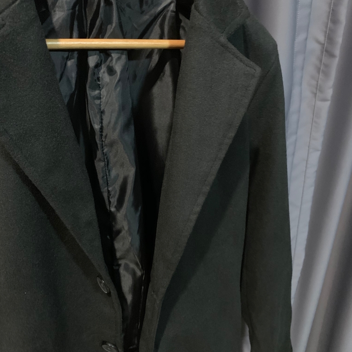 เสื้อโค้ทผู้ชาย สไตล์เกาหลี ทรงคลาสสิค ใส่ง่ายเข้ากับทุกชุด กันหนาวได้ดี พร้อมส่ง สีดำ