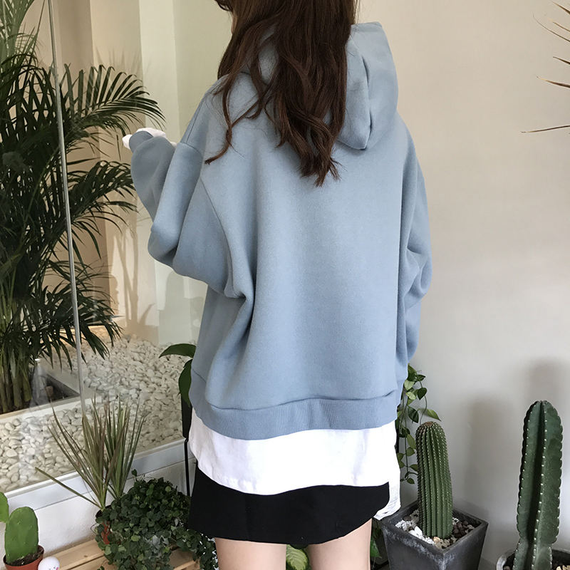 เสื้อกันหนาวแขนยาว แต่งชายเสื้อยืดสีขาวด้านใน ผ้าคอตตอน+สำลีเนื้อนุ่มและอุ่นมากๆ สีโทนหมนๆ กำลังฮิต น่ารักมากค่าาา >< free