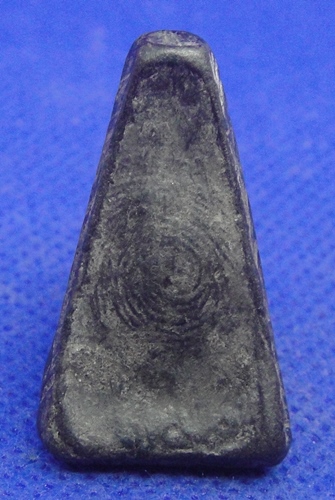 พระผงสุพรรณเนื้อดำ