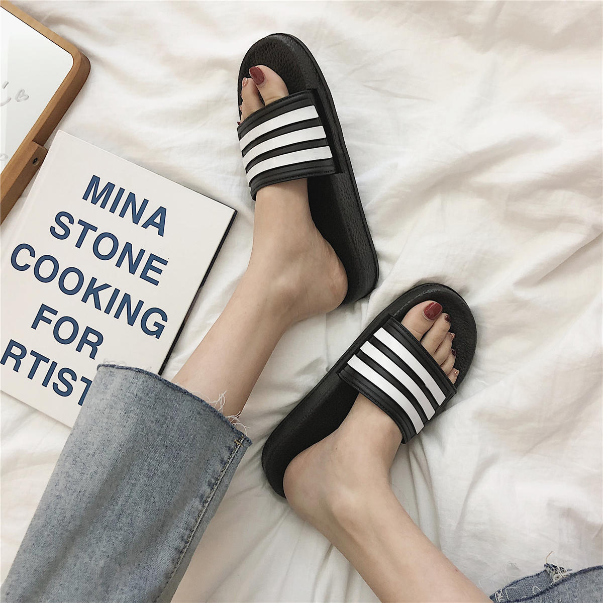 รองเท้าแตะผู้หญิง ใส่ในบ้าน By.Thin strips
