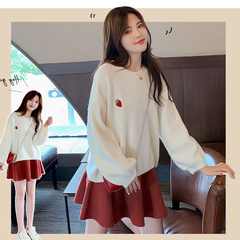 Sweater เสื้อสเวทเตอร์ไหมพรม ปักลายผลไม้ สวยหวาน ไหมพรมเนื้อดี นุ่ม ยืดได้เยอะ สายเกาหลีห้ามพลาดน้าาา freesize