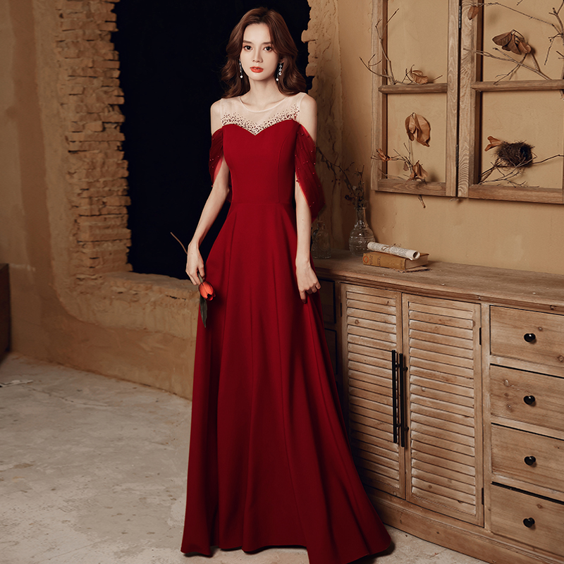 ชุดราตรี ชุดราตรีสวยหรู แบบ ทันสมัย Evening dress