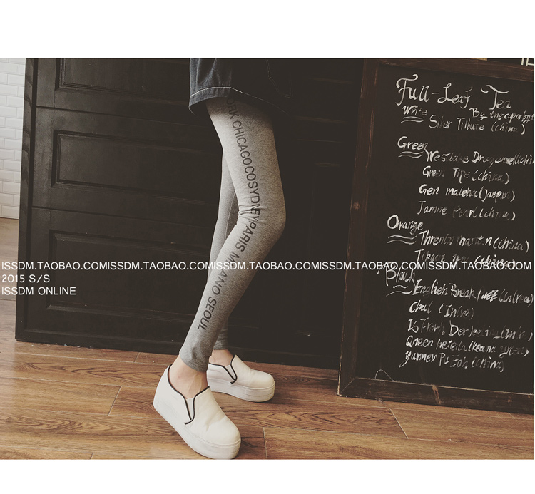 กางเกงขายาว ผ้าคอตตอนผสม ด้านในเป็นผ้าสำลี สกรีนลายตัวอักษรด้านข้าง พร้อมส่ง