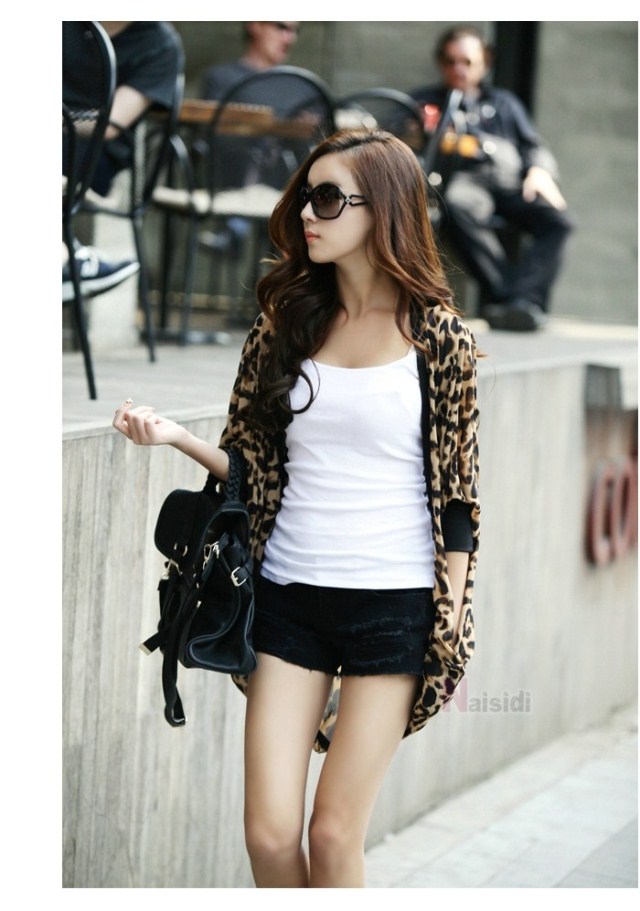 เสื้อคลุมแฟชั่น ผ้าชีฟองลายเสือ ใส่คลุมเก๋ๆ ใส่สบาย พร้อมส่งจ้า