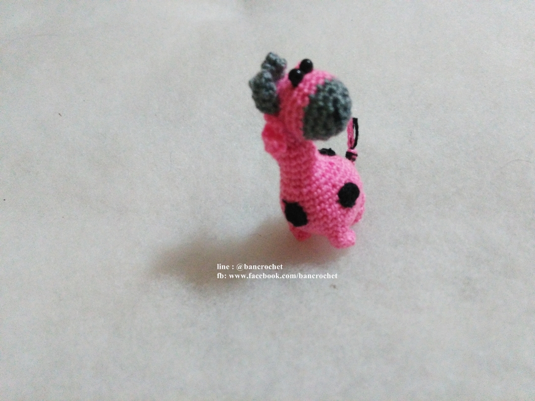 ยีราฟจิ๋วถัก ขนาด 1*2นิ้ว